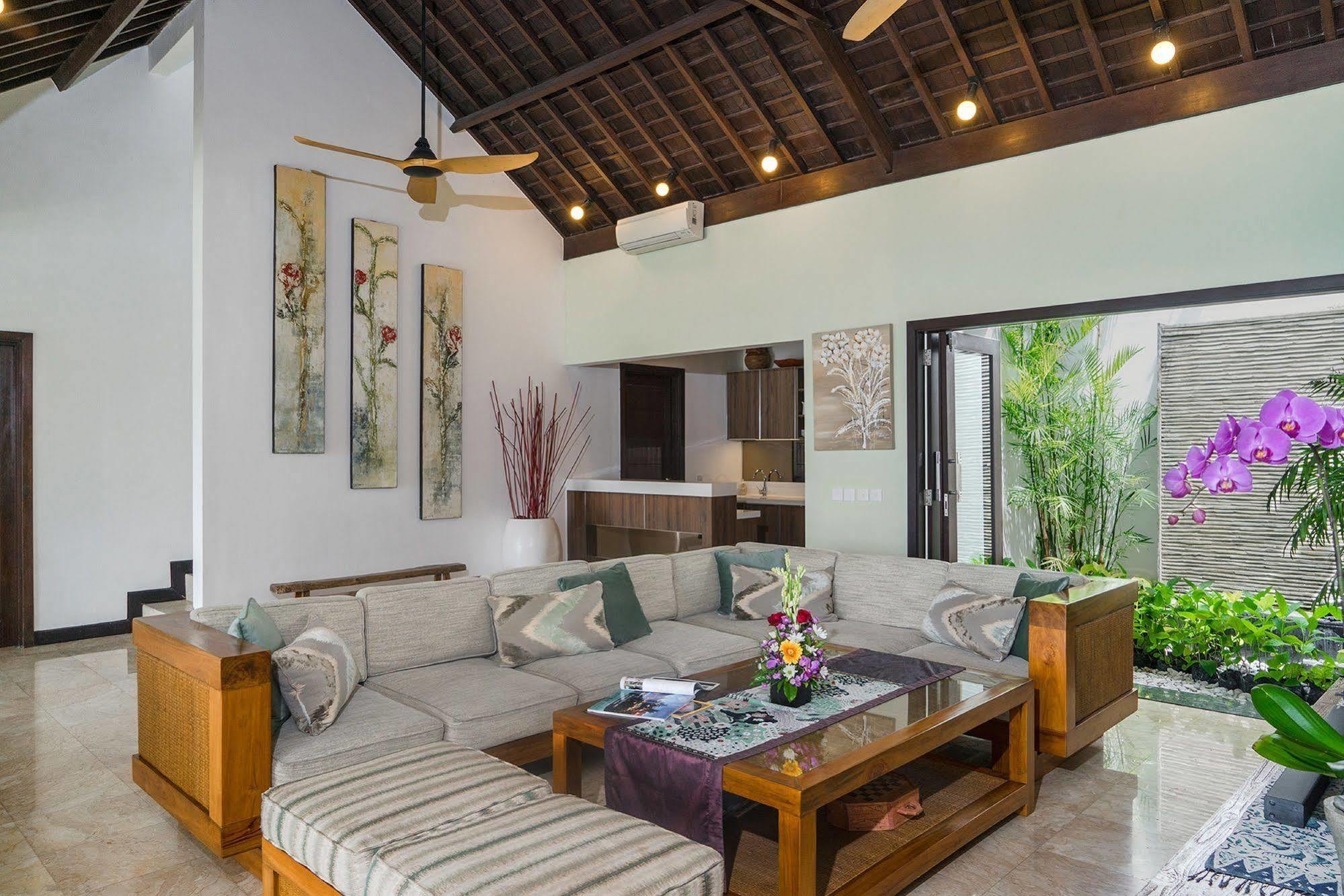 Benoa Bay Villas By Premier Hospitality Asia Nusa Dua  Exterior foto
